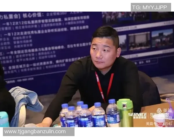 大学足球队队长的成长之路与团队精神的传承探索